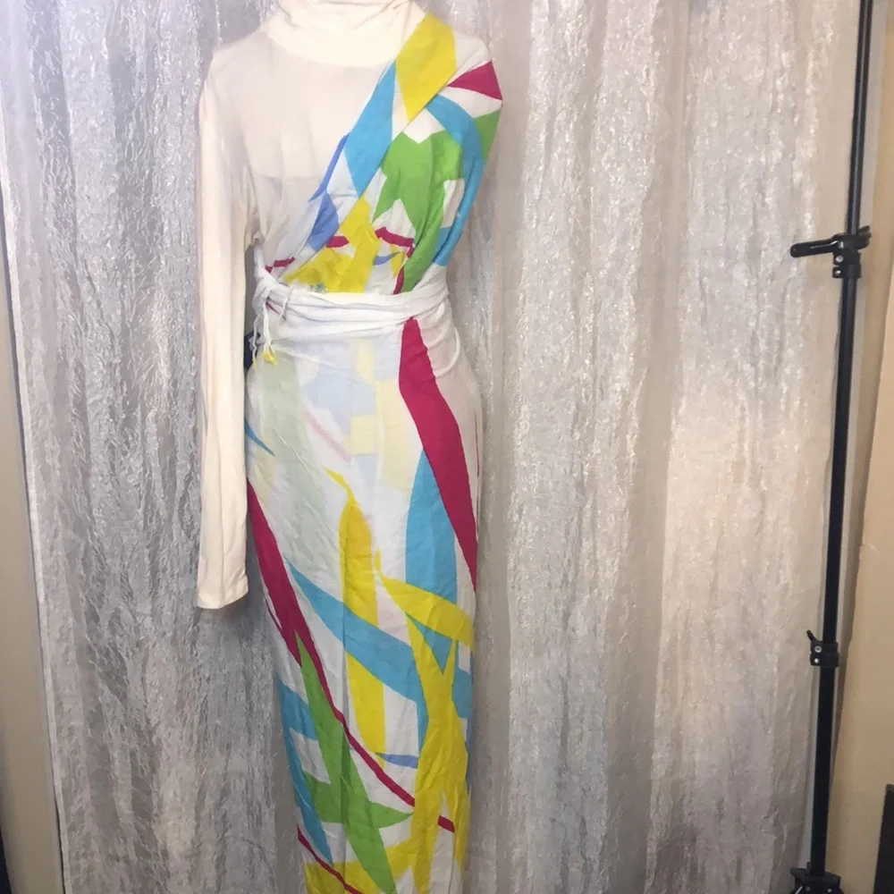 INDONESIA HAND MADE CLOTHING CO. scarf/wrap
